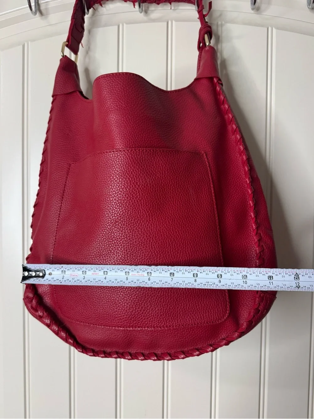 2/for $20 🪩 Fringed Red Pebbled Hobo Shoulder Bag - Mark & Hall
